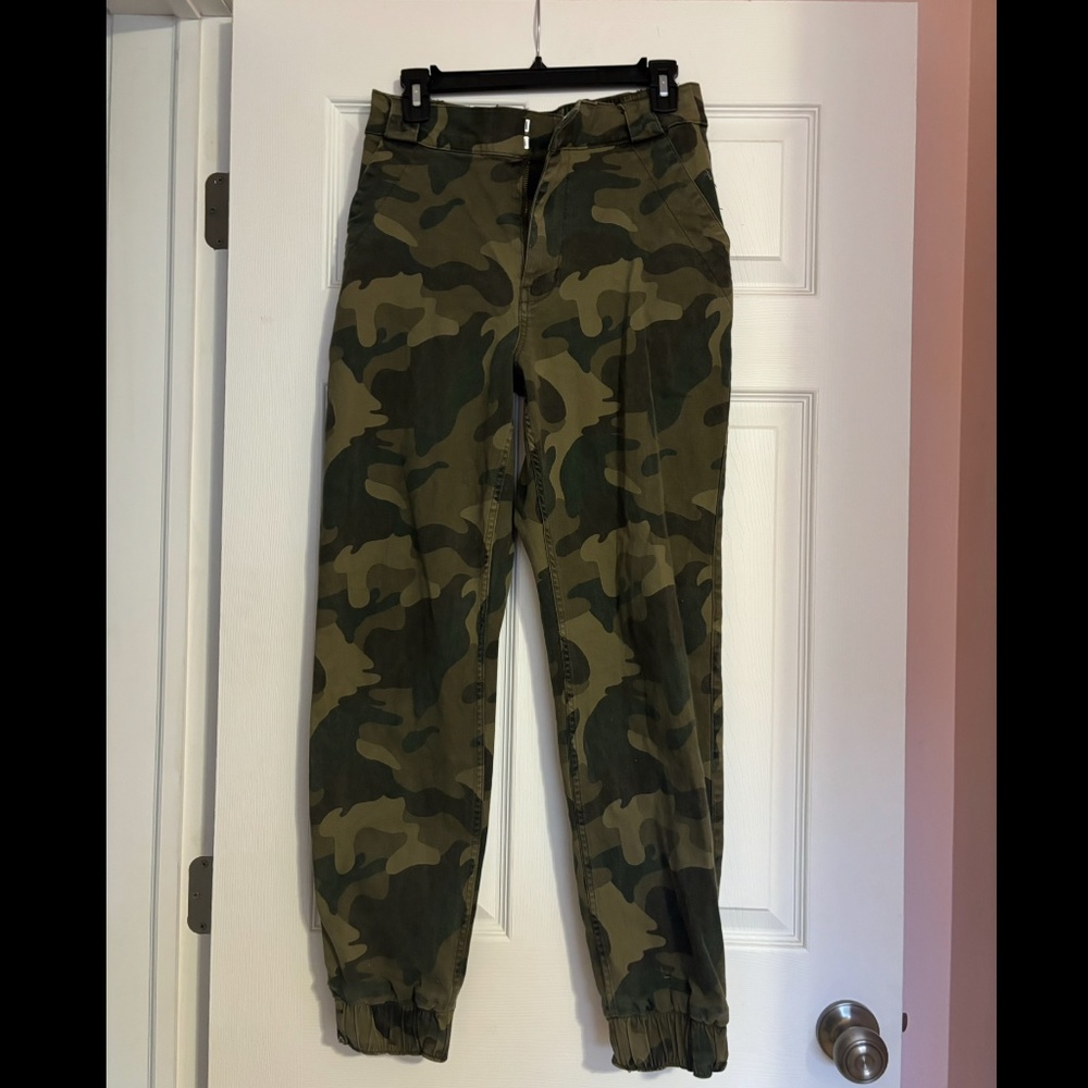 Hollister Camo Pants